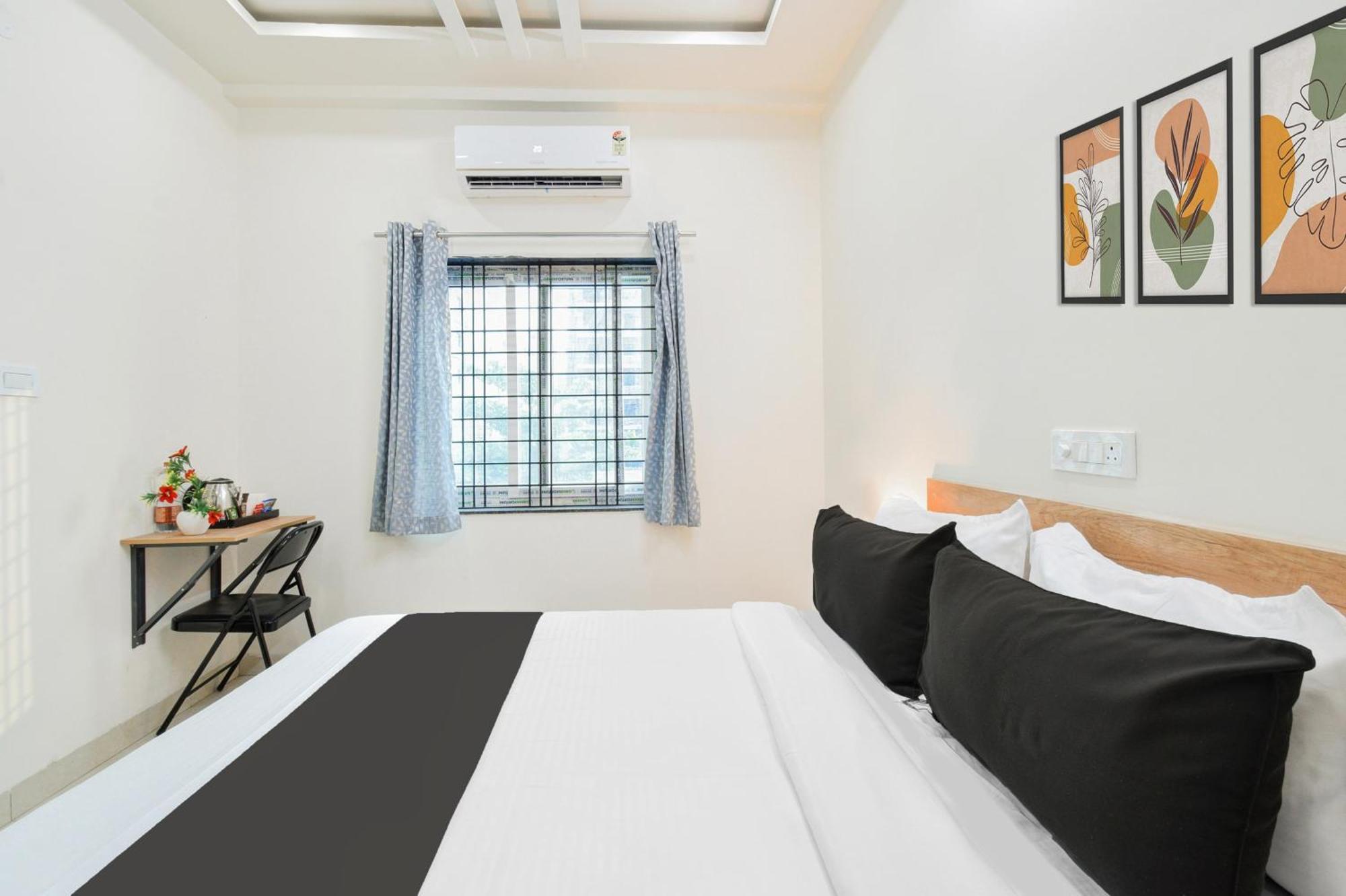 Super Townhouse Kokapet Formerly Aarian Tej Nilayam Gundipet Zewnętrze zdjęcie
